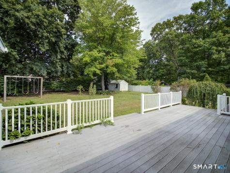 197 Maple Avenue North Haven CT 06473