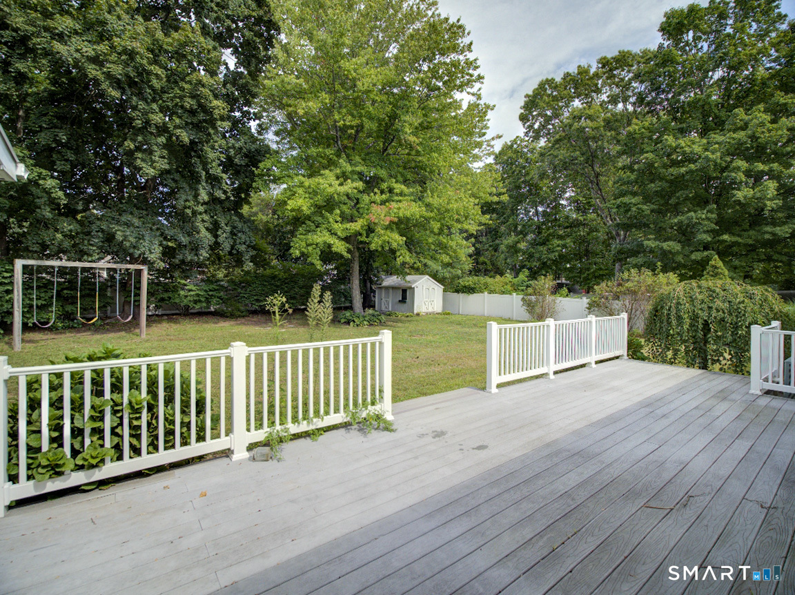 197 Maple Avenue North Haven CT 06473