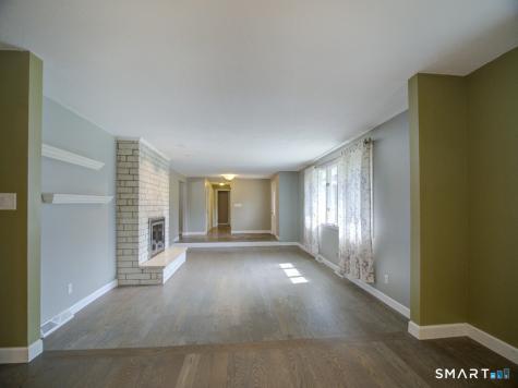 197 Maple Avenue North Haven CT 06473
