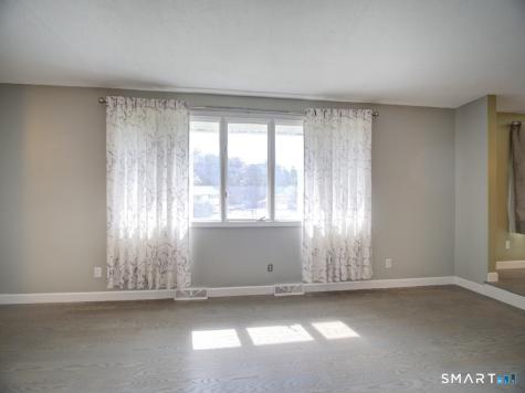 197 Maple Avenue North Haven CT 06473
