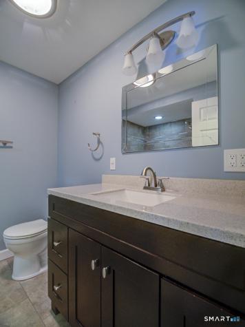 197 Maple Avenue North Haven CT 06473