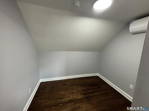 231 Goddard Avenue Bridgeport CT 06610