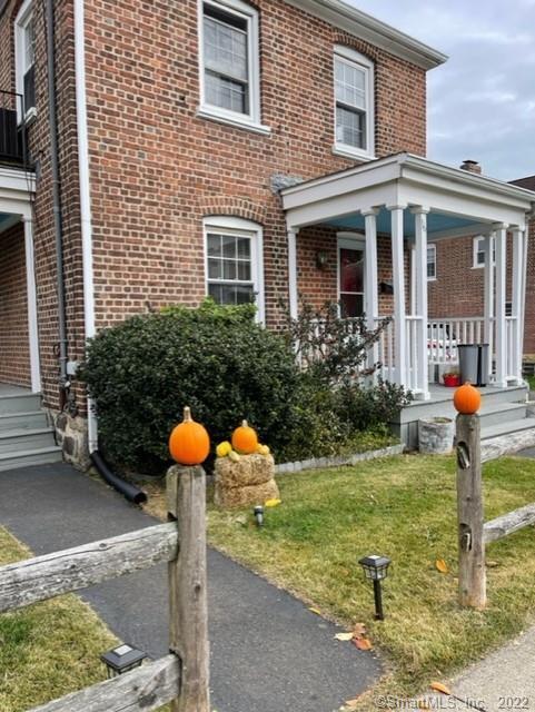 16 Roanoke Avenue Fairfield CT 06824