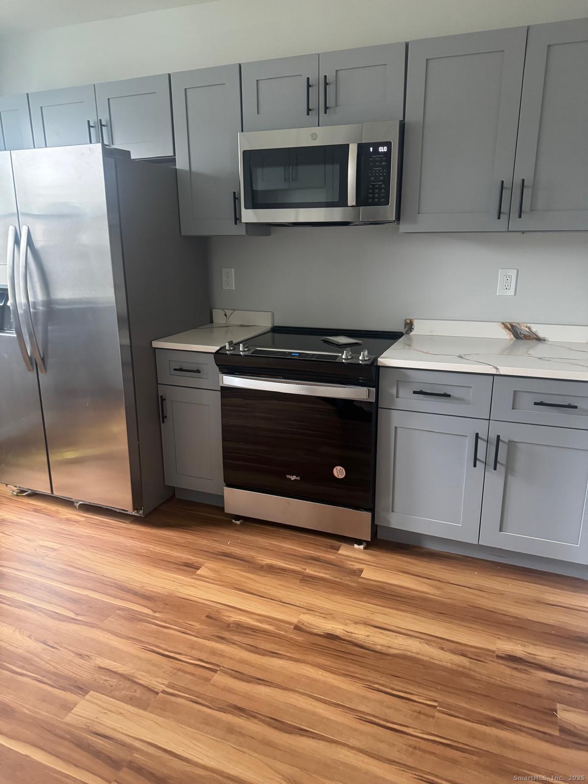 60-62 Arnold Street Hartford CT 06106