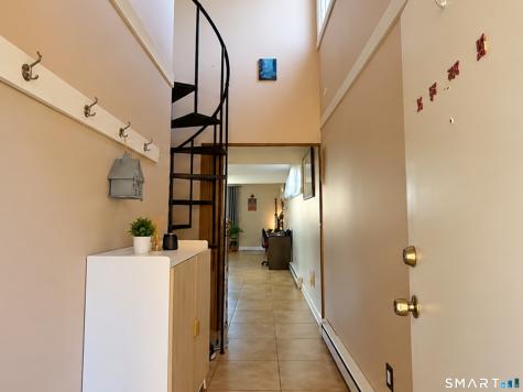51 Cinnamon Springs South Windsor CT 06074