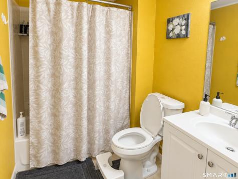 51 Cinnamon Springs South Windsor CT 06074