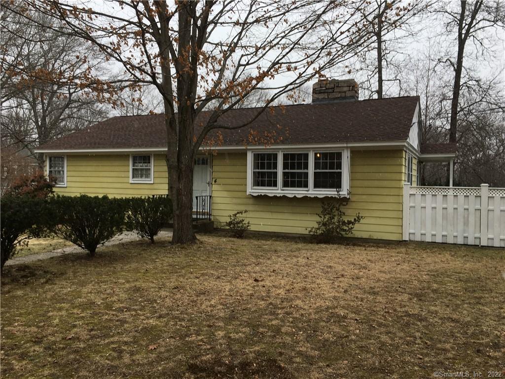 4 Fairlawn Avenue East Hampton CT 06424