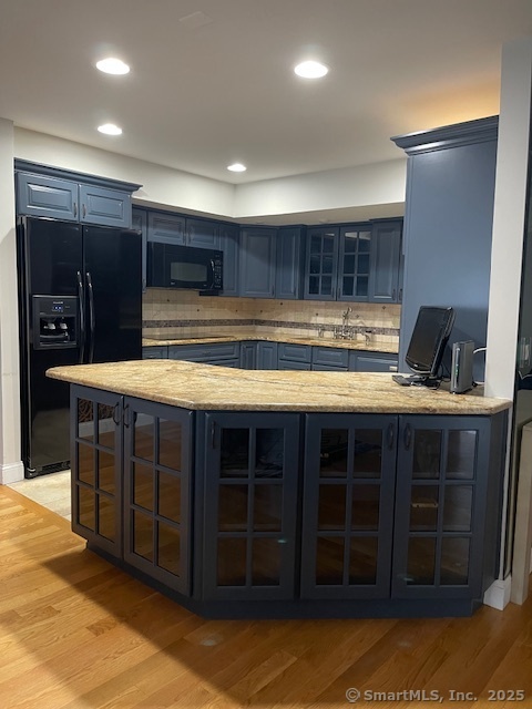 69 Harbour Close New Haven CT 06519