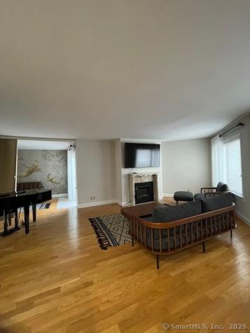 69 Harbour Close New Haven CT 06519
