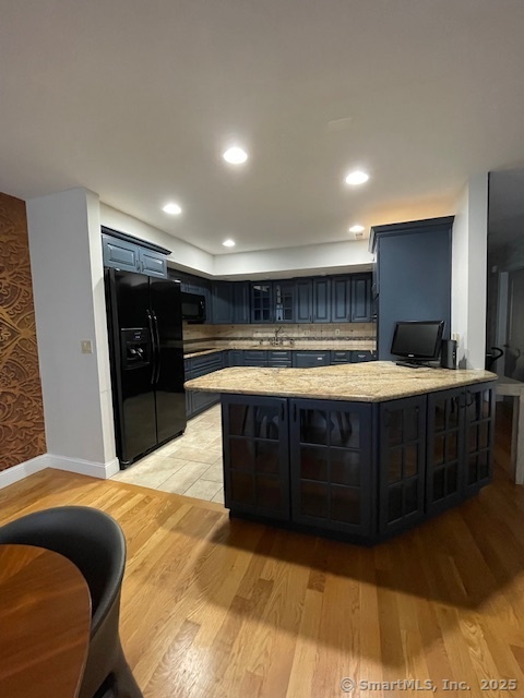 69 Harbour Close New Haven CT 06519