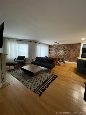 69 Harbour Close New Haven CT 06519