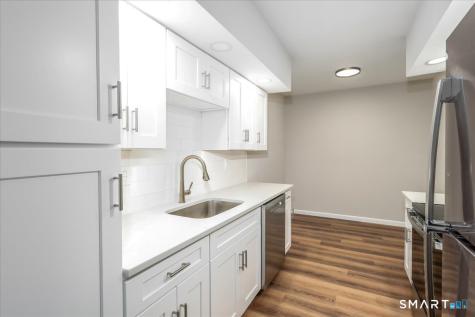 7 Tara Drive Brookfield CT 06804