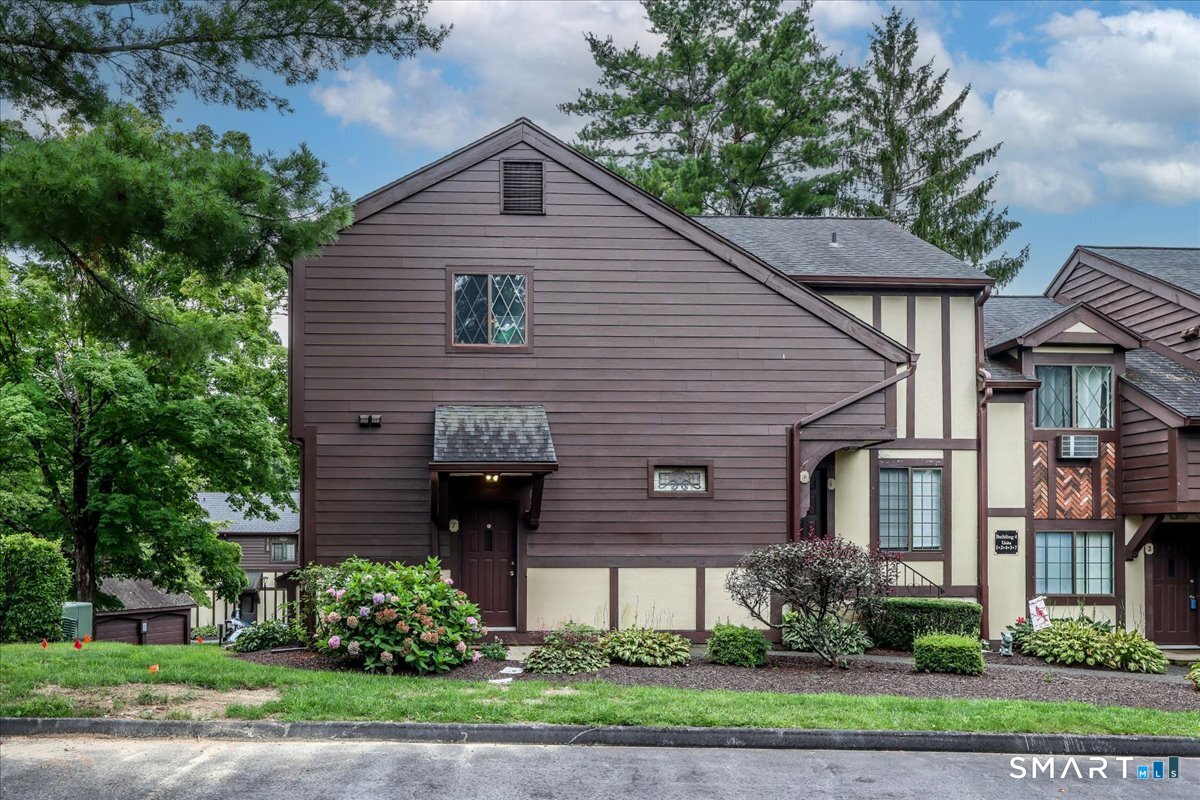 7 Tara Drive Brookfield CT 06804