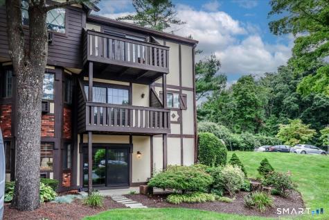 7 Tara Drive Brookfield CT 06804