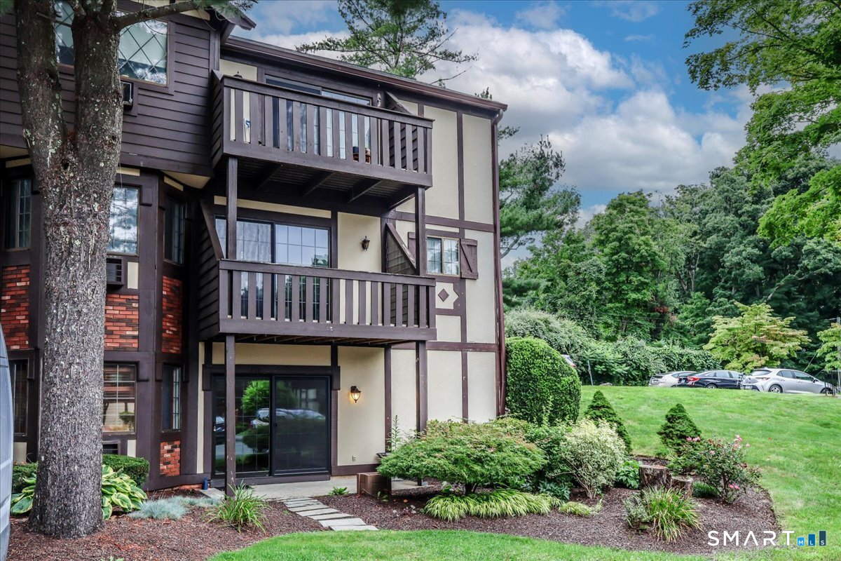 7 Tara Drive Brookfield CT 06804