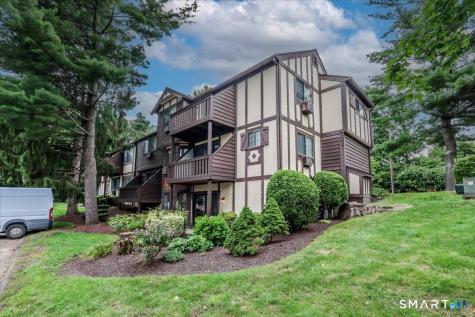 7 Tara Drive Brookfield CT 06804