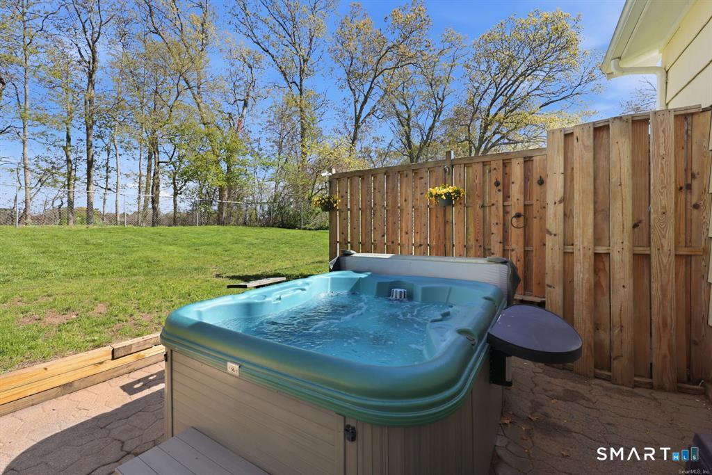 14 Cedarwood Lane Old Saybrook CT 06475