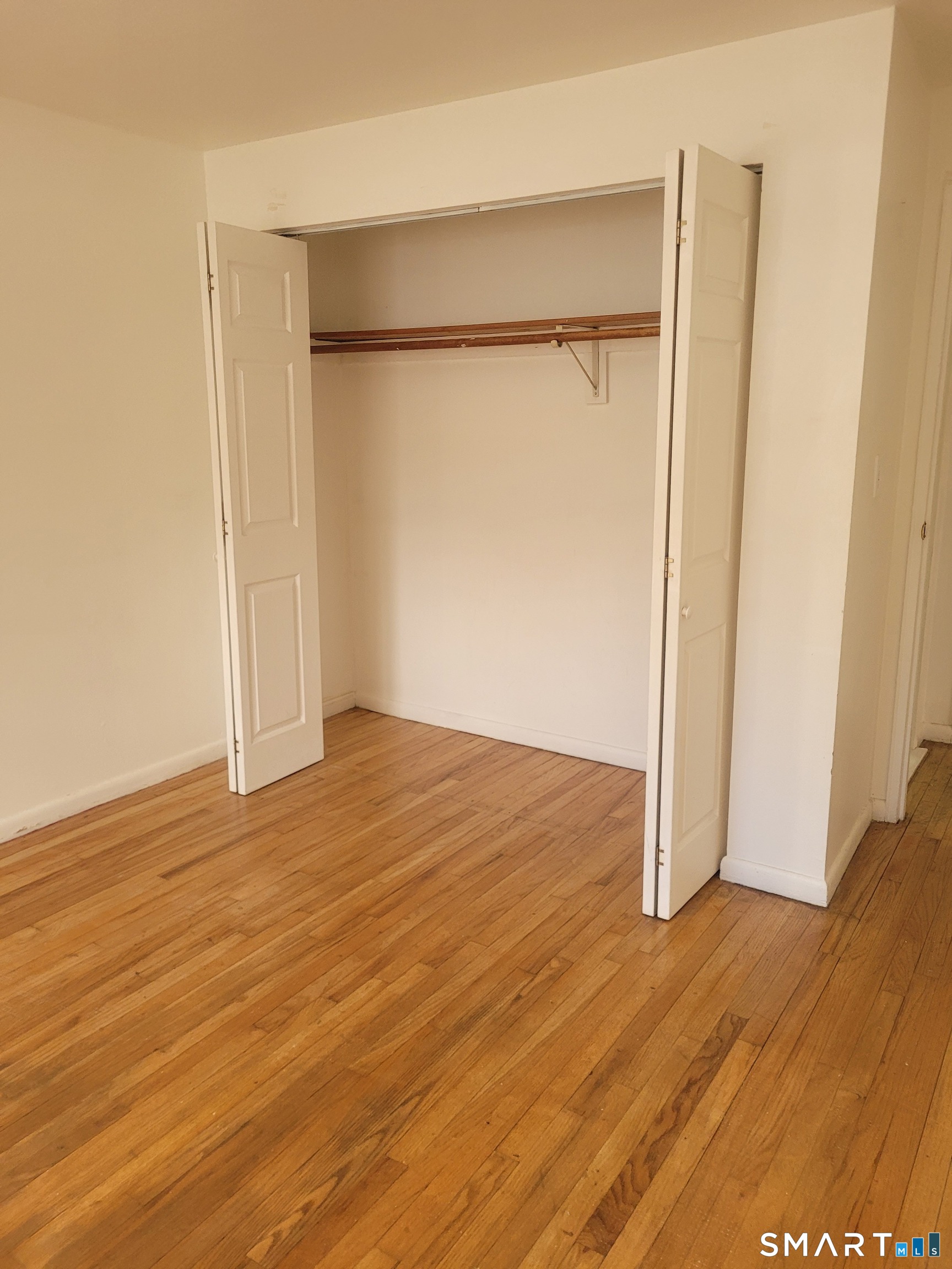 70 Farmington Avenue New London CT 06320