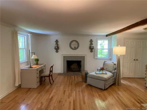91 Raymond Street Darien CT 06820