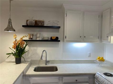 91 Raymond Street Darien CT 06820