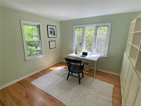 91 Raymond Street Darien CT 06820