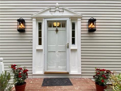 91 Raymond Street Darien CT 06820