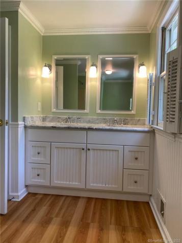 91 Raymond Street Darien CT 06820
