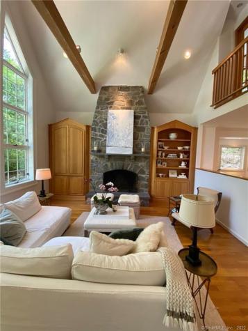 91 Raymond Street Darien CT 06820