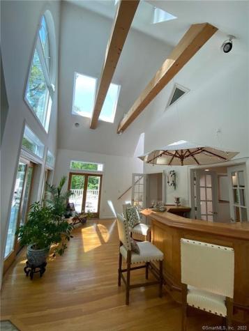 91 Raymond Street Darien CT 06820