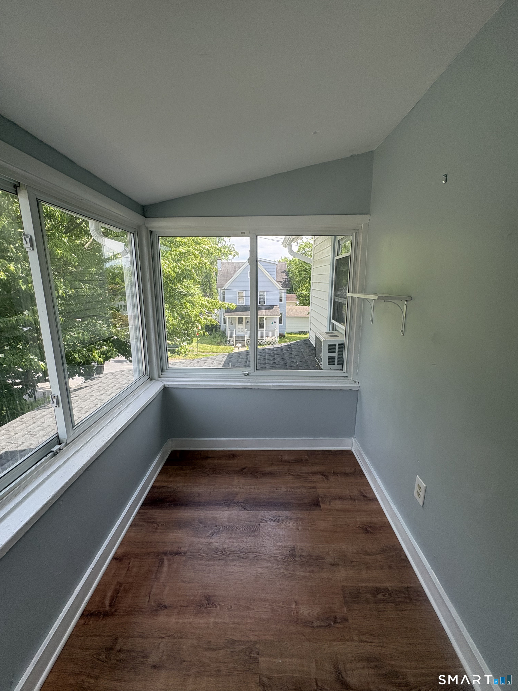 10 South Avenue New Milford CT 06776