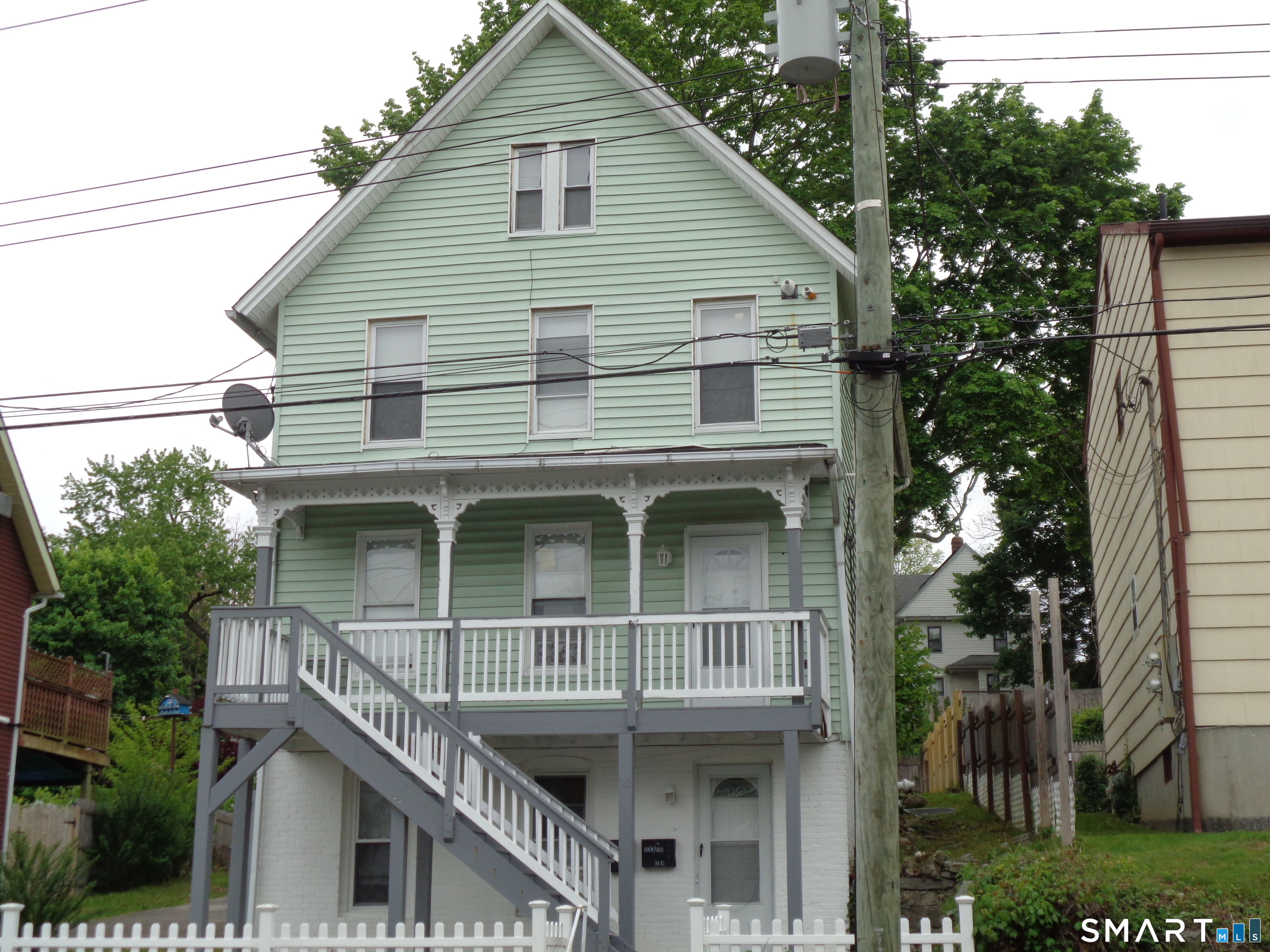 92 Smith Street Derby CT 06418