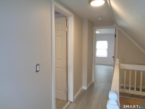 92 Smith Street Derby CT 06418
