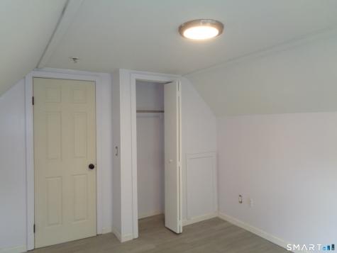 92 Smith Street Derby CT 06418