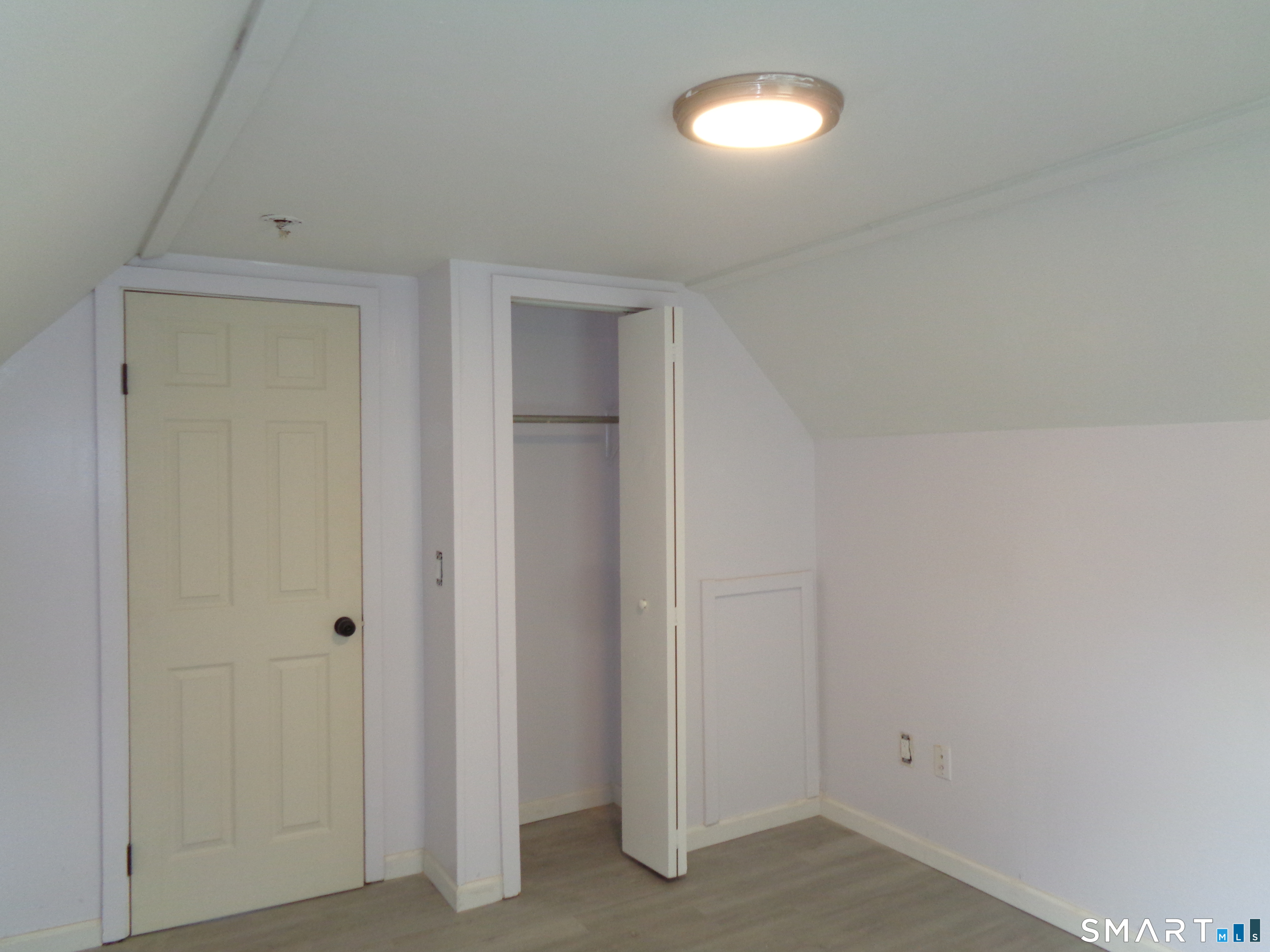 92 Smith Street Derby CT 06418