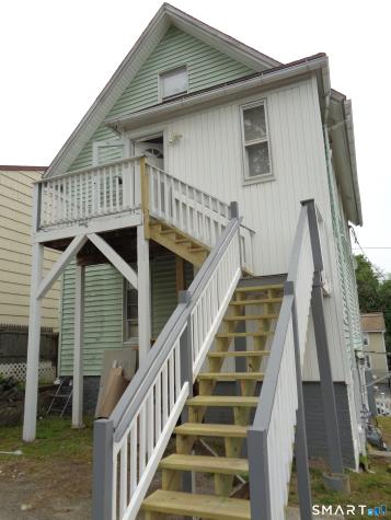 92 Smith Street Derby CT 06418
