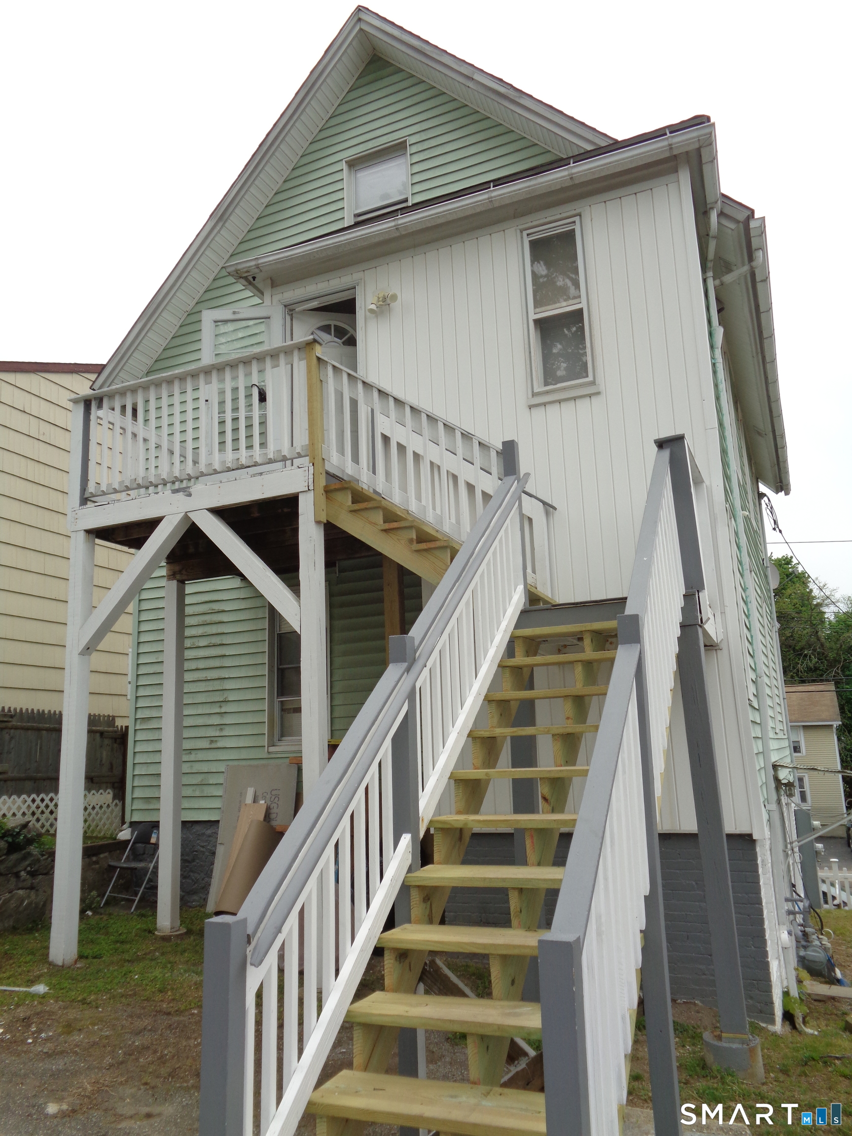 92 Smith Street Derby CT 06418