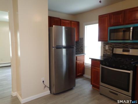 92 Smith Street Derby CT 06418