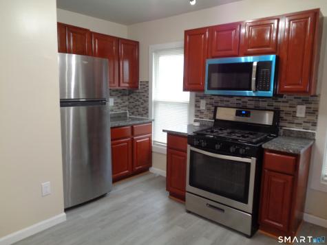 92 Smith Street Derby CT 06418