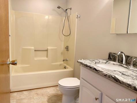 139 Songbird Lane Farmington CT 06032