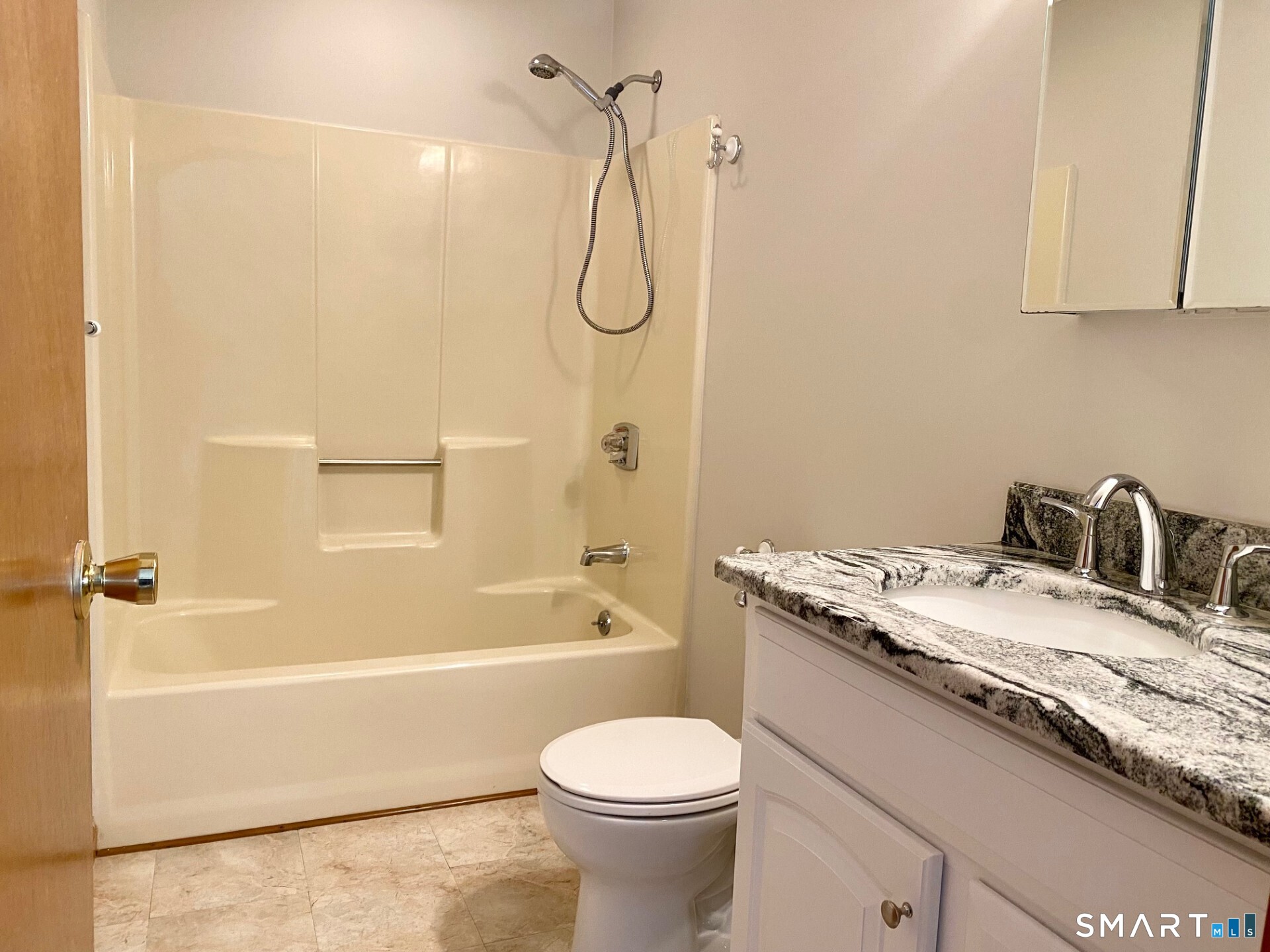139 Songbird Lane Farmington CT 06032