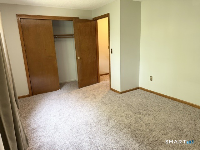 139 Songbird Lane Farmington CT 06032