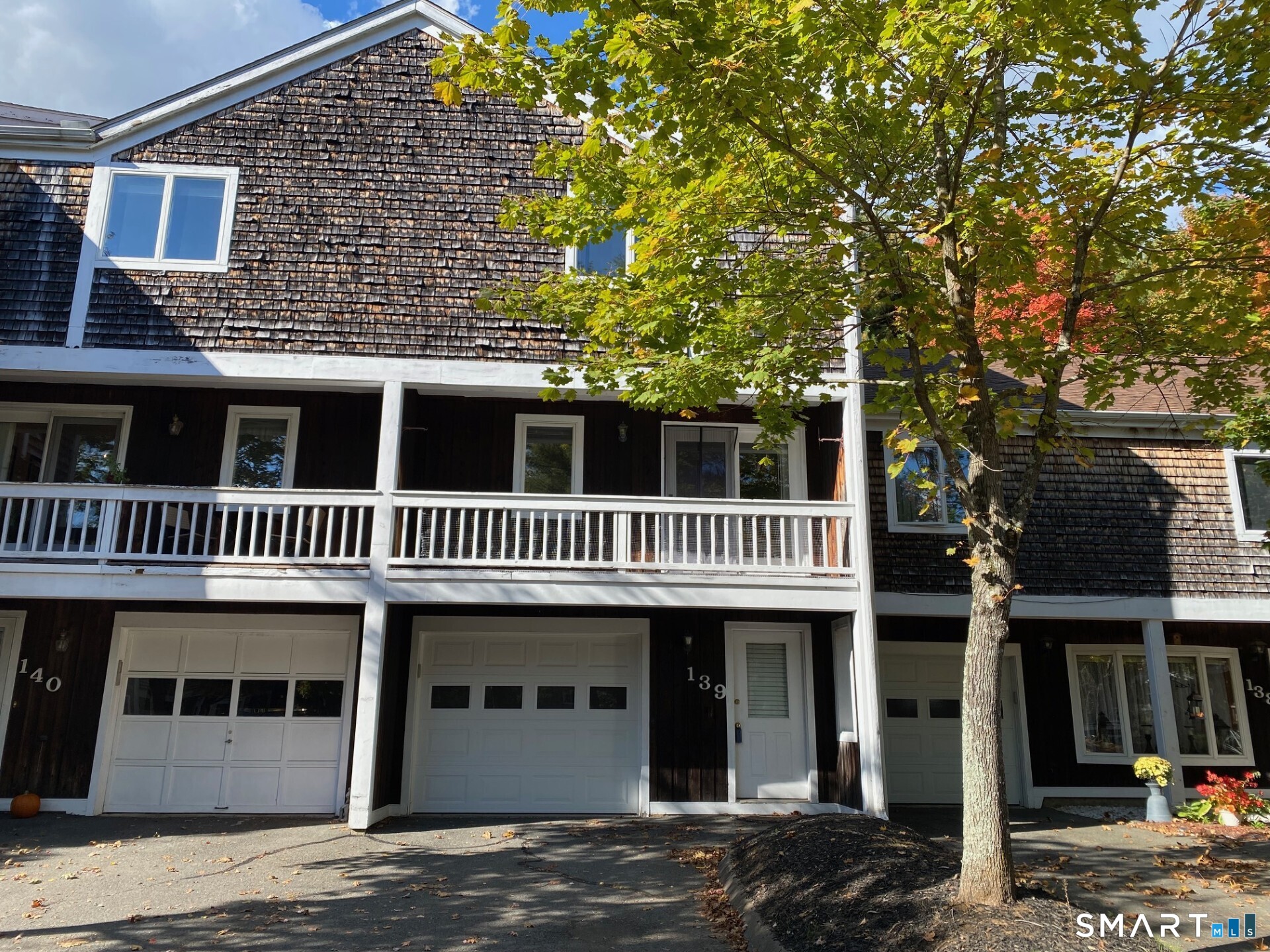 139 Songbird Lane Farmington CT 06032
