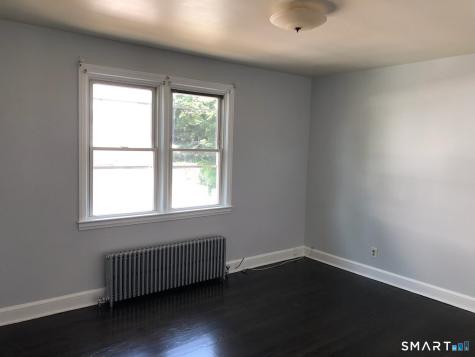 674 Courtland Avenue Bridgeport CT 06605