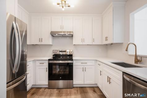 8 Rose Lane Danbury CT 06811