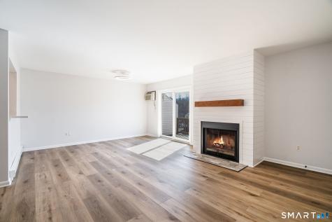 8 Rose Lane Danbury CT 06811