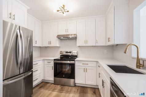 8 Rose Lane Danbury CT 06811