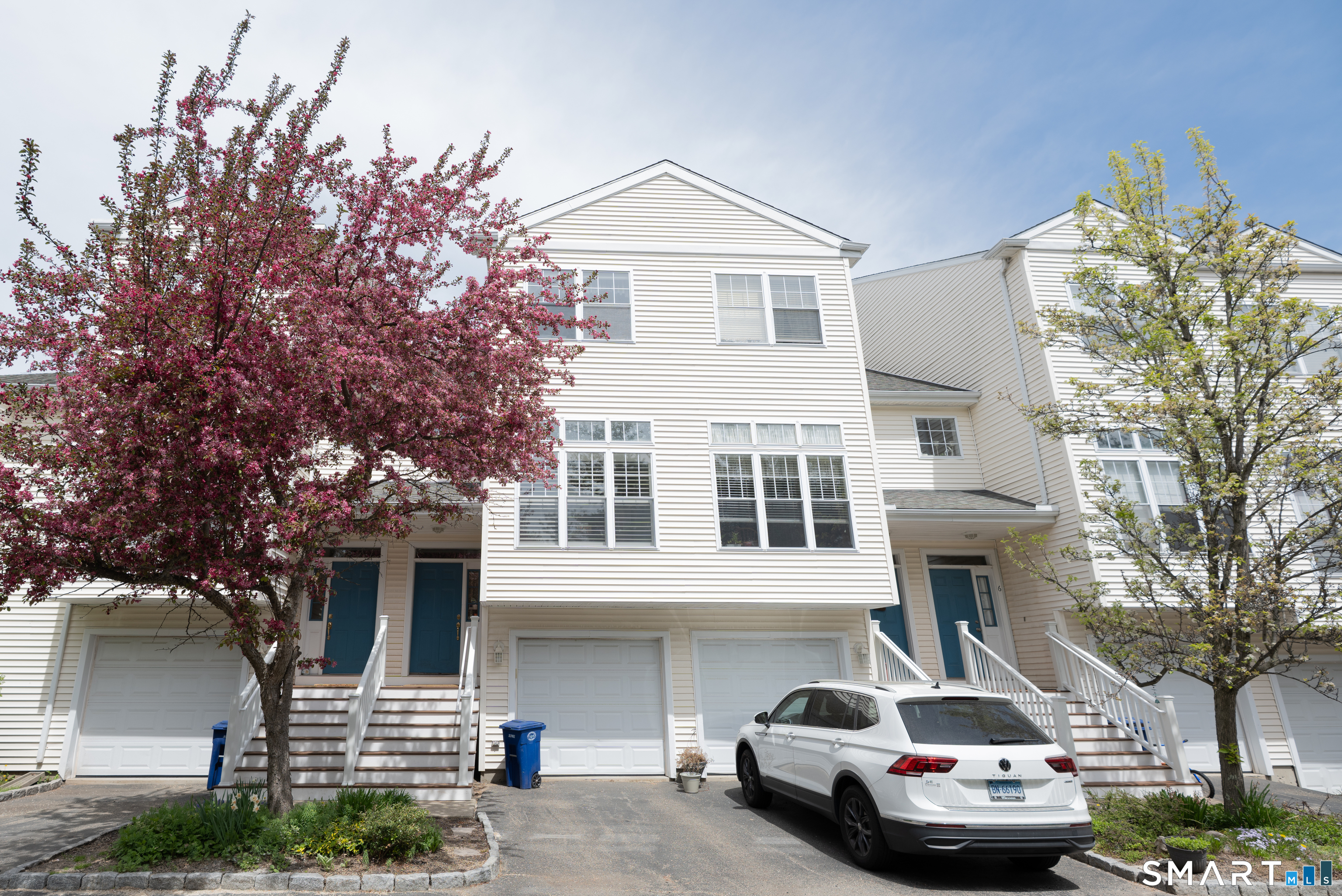 291 Silverbrook Road Orange CT 06477