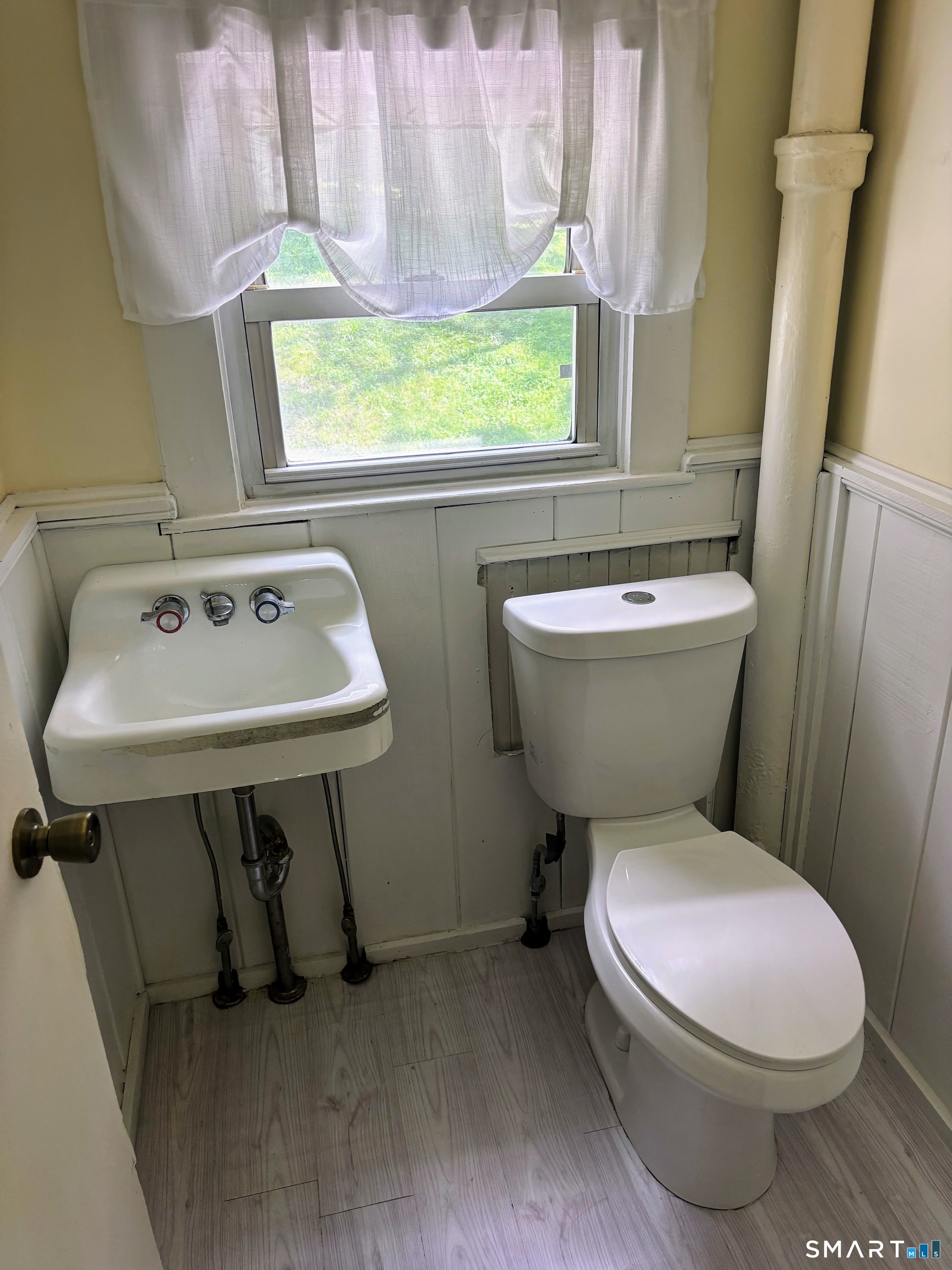 64 Winter Avenue Deep River CT 06417