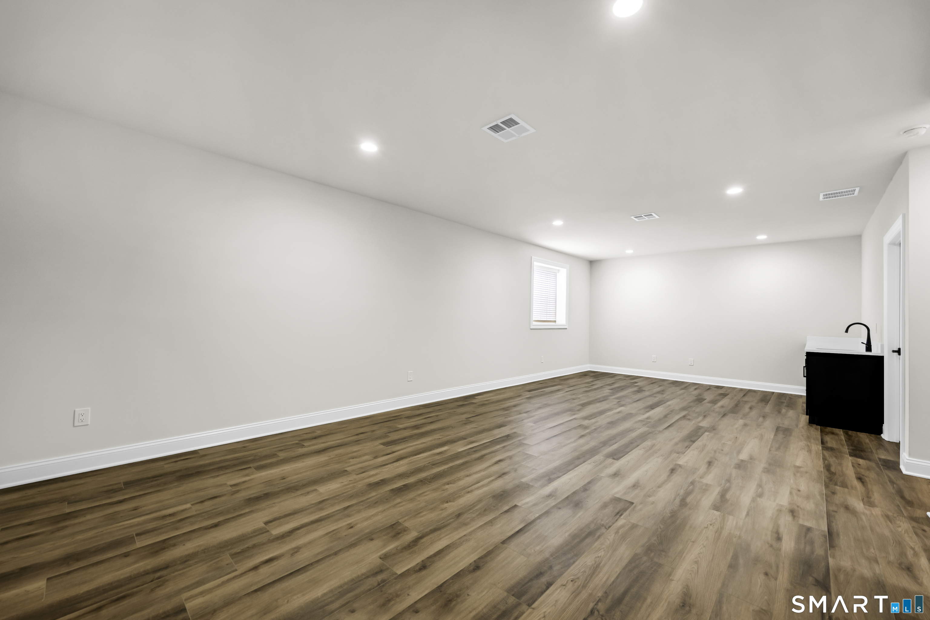 25 Soderman Way Cheshire CT 06410