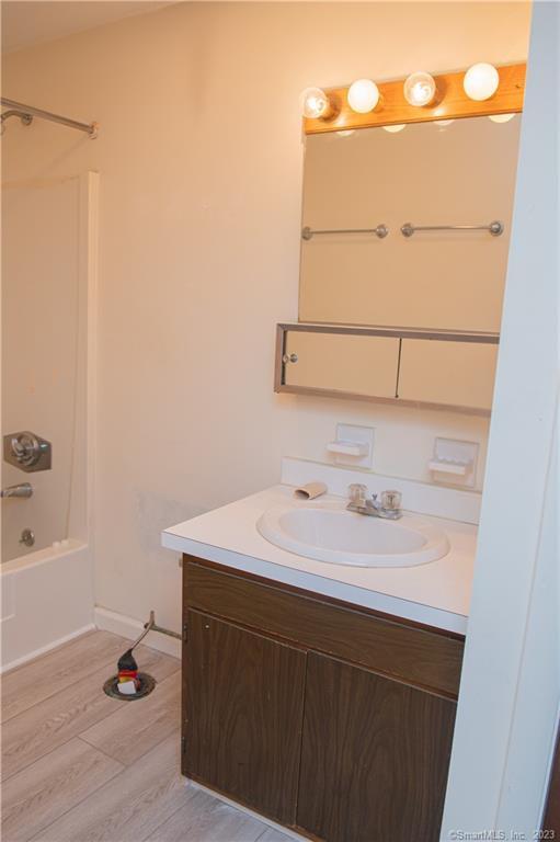 17C Hamre Lane Branford CT 06405